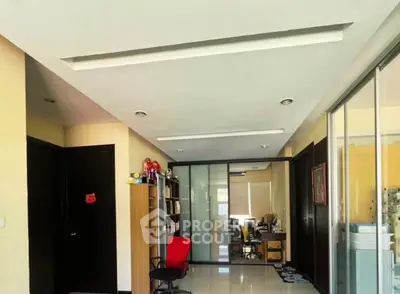 Screenshot 2568-12-23 at 09.03.35.jpg