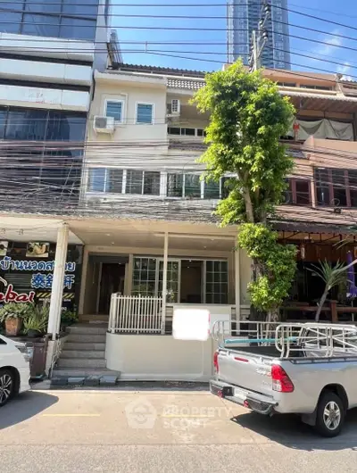 image_rental-27957197