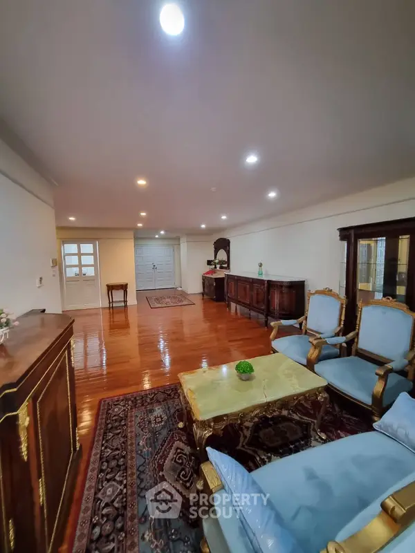 image_rental-29886575