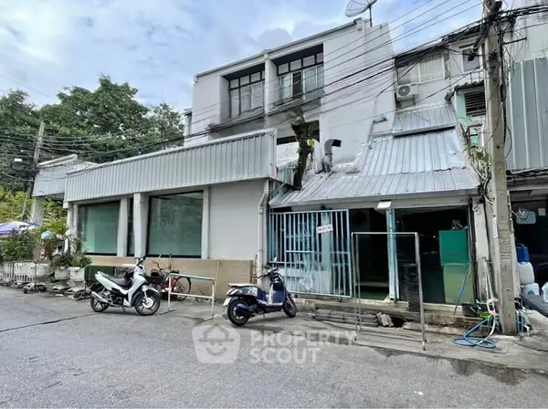 image_rental-29425825