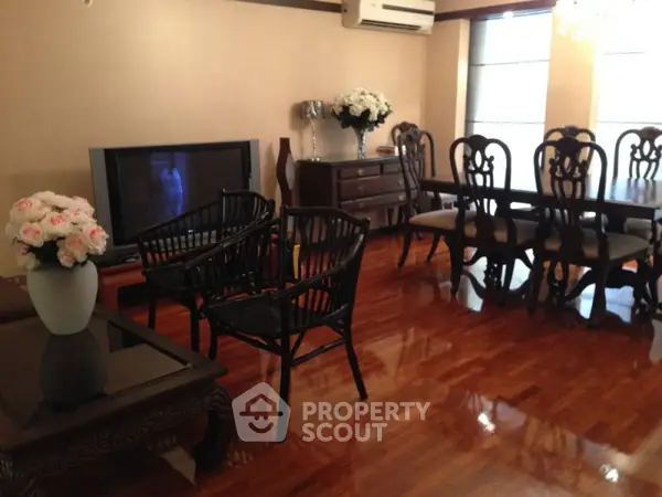 image_rental-5255569