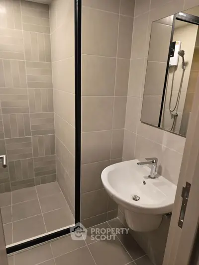 Modern bathroom with sleek fixtures and elegant design