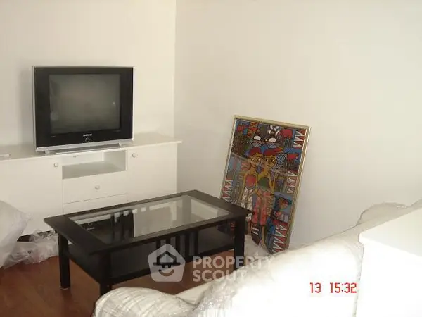 image_rental-5258266