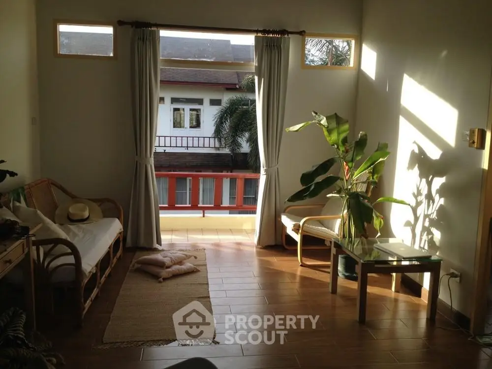  1 Bedroom Condo -1