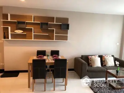 Fully Furnished 1 Bedroom Condo at Voque Sukhumvit 16 Condominium Livingroom