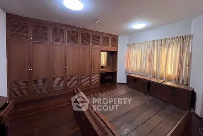 image_rental-28025910