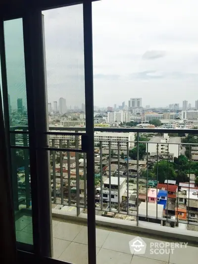  1 Bedroom Condo at The Parkland Taksin Thapa-2