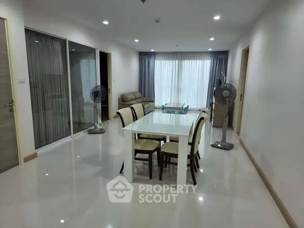 image_rental-30815361