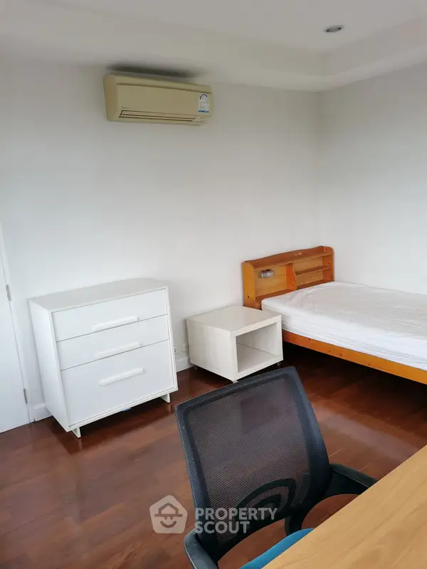 image_rental-3934837