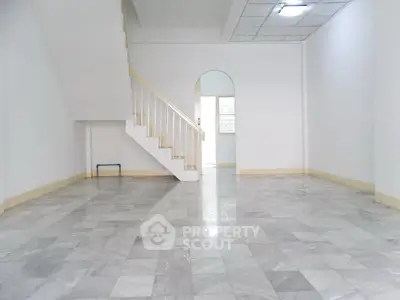 image_rental-6644594