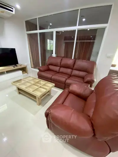 image_rental-27010524