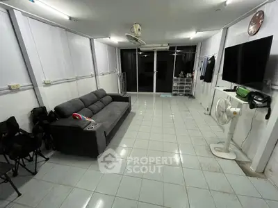 image_rental-27271333