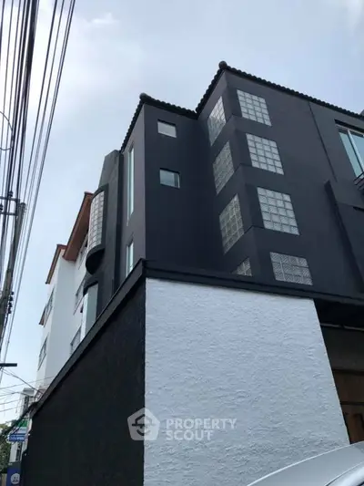 image_rental-4346321