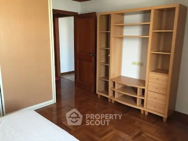 image_rental-6480607