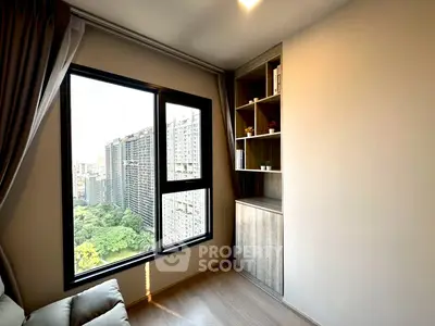 Modern apartment with stunning city view and built-in storage