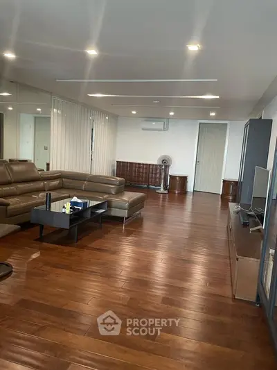 image_rental-27766881