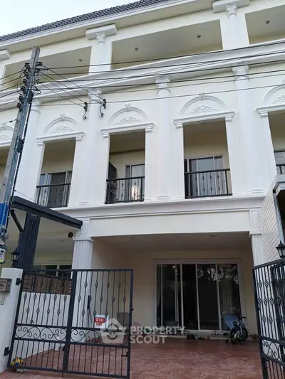 image_rental-29786590