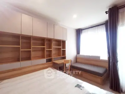 Fully Furnished 1 Bedroom Condo at Life Sukhumvit 62-5