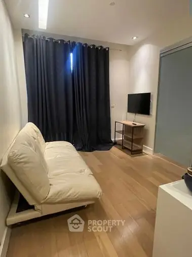 image_rental-5802836