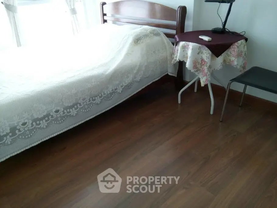  1 Bedroom Condo at The Parkland Ratchada Thapra-1