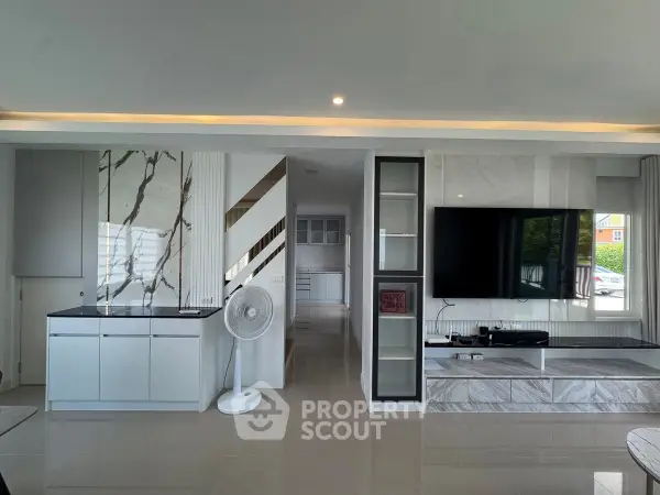 image_rental-29683326