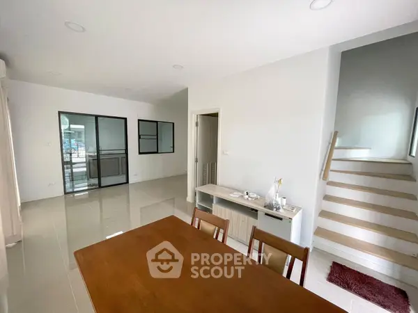 image_rental-16707892