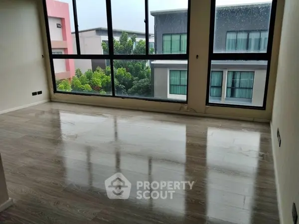 image_rental-26870526