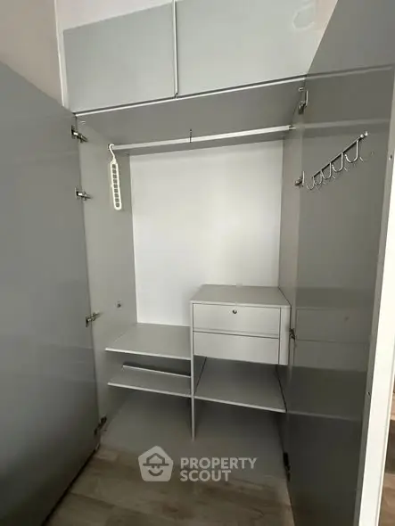 image_rental-28817876