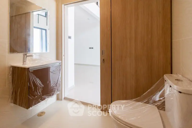  4 Bedrooms Townhouse -2