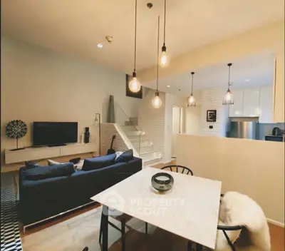 image_rental-30698263