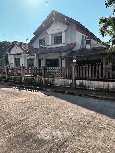 image_rental-27702675