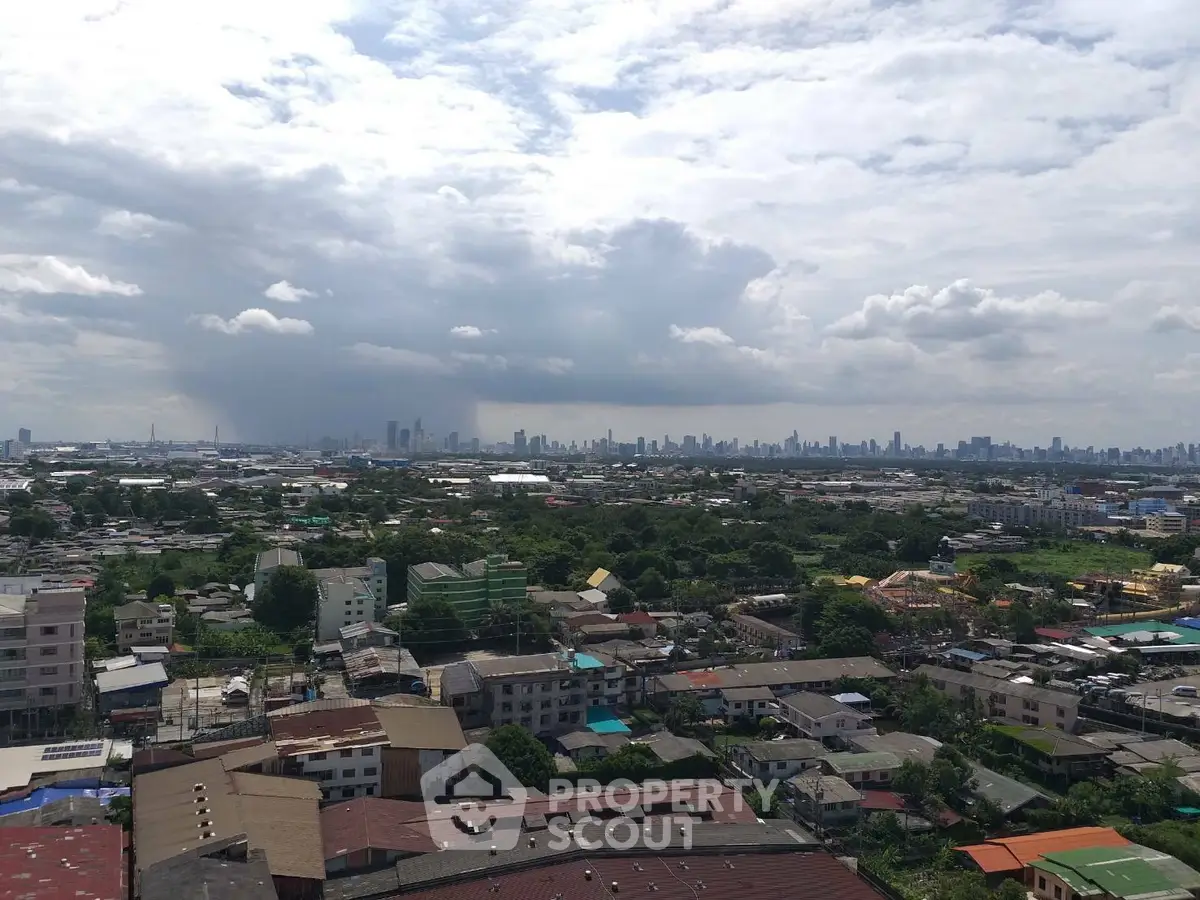 Stunning cityscape view with expansive skyline and lush greenery, perfect for urban living enthusiasts.
