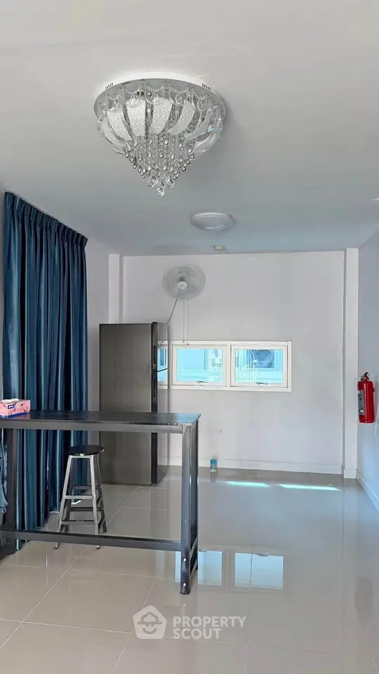 image_rental-30246622