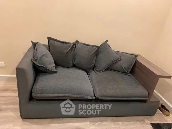 image_rental-28712845