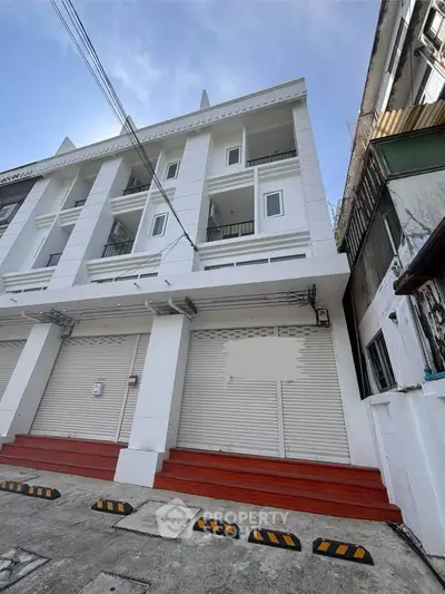 image_rental-29878546