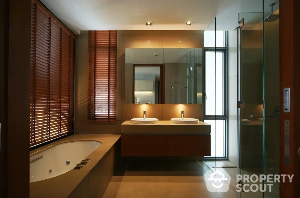  2 Bedrooms Condo at The Sukhothai Residences Condominium-1