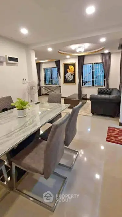 image_rental-28316207