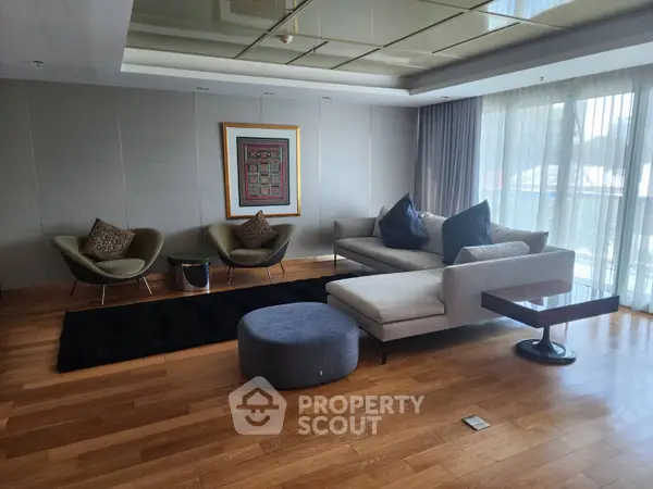 image_rental-14428940