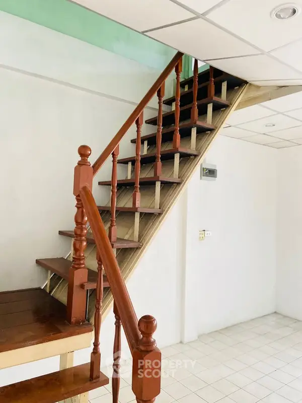 image_rental-27215768