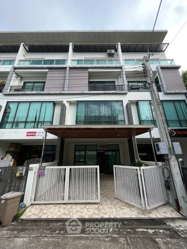 image_rental-29969059