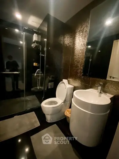 Luxurious modern bathroom with sleek fixtures and elegant design