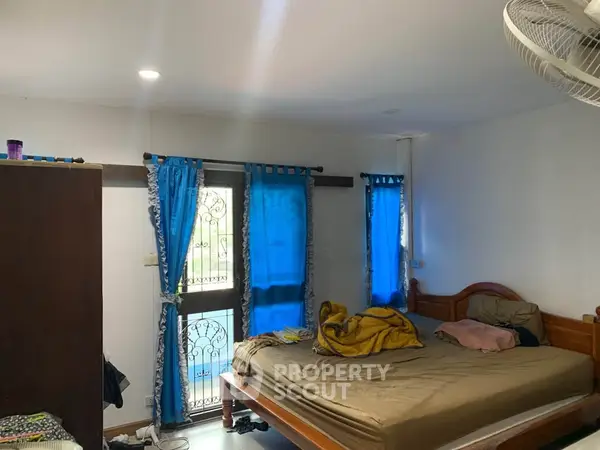 image_rental-27733380