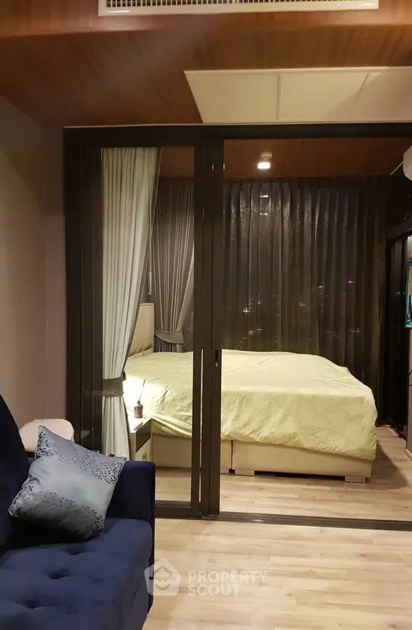 image_rental-12091960