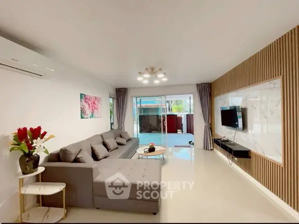 image_rental-30251445