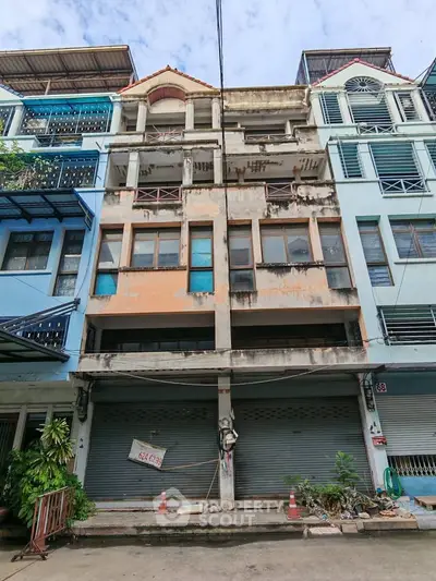 image_rental-30047607