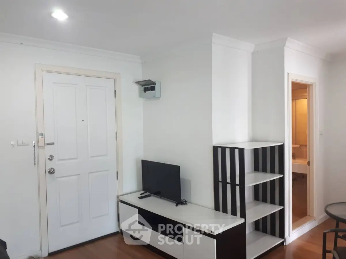  1 Bedroom Condo -3
