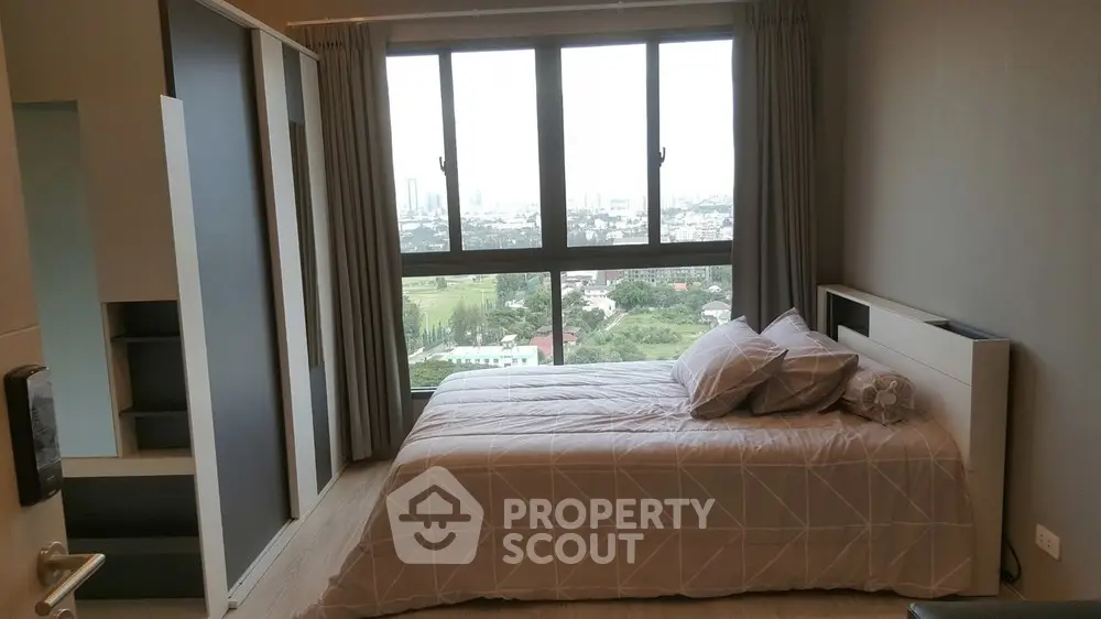  1 Bedroom Condo at Ideo Mobi Sukhumvit Eastgate-1