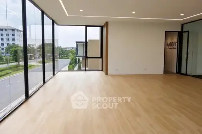 Screenshot 2569-04-22 at 17.07.57.jpg