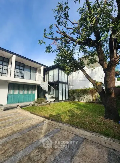 image_rental-29443575