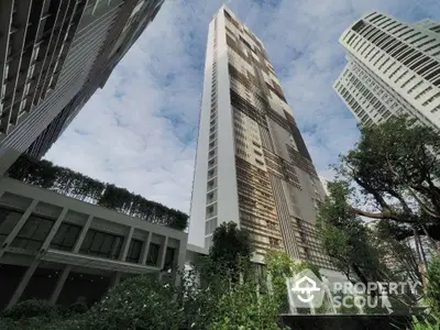  1 Bedroom Condo at Park Origin Phrom Phong-2